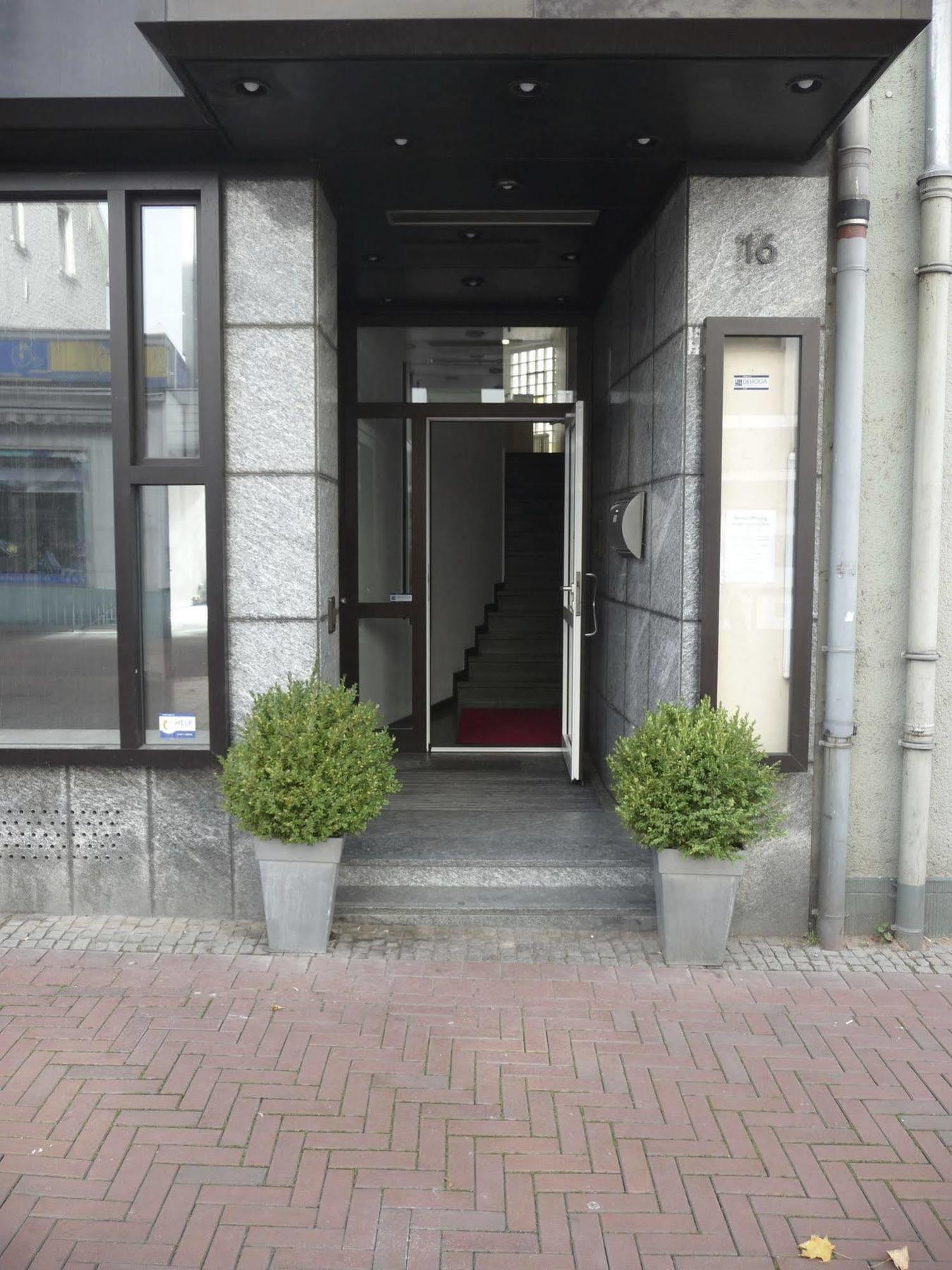 Hotel Sechzehn Leverkusen Eksteriør bilde